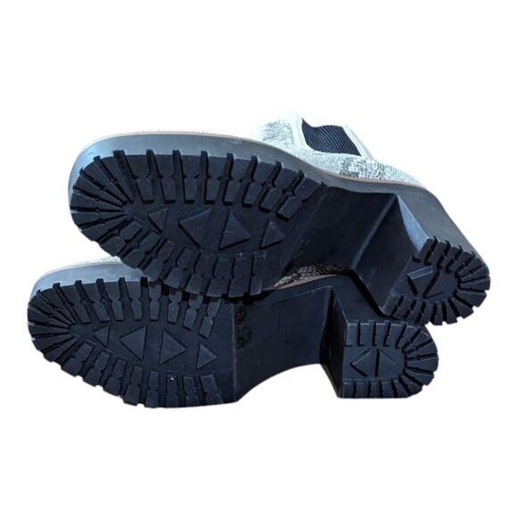 Chinese Laundry Good Day Snake Skin Block Heel Bootie Chelsea Boots Size 8.5 - Picture 5 of 11